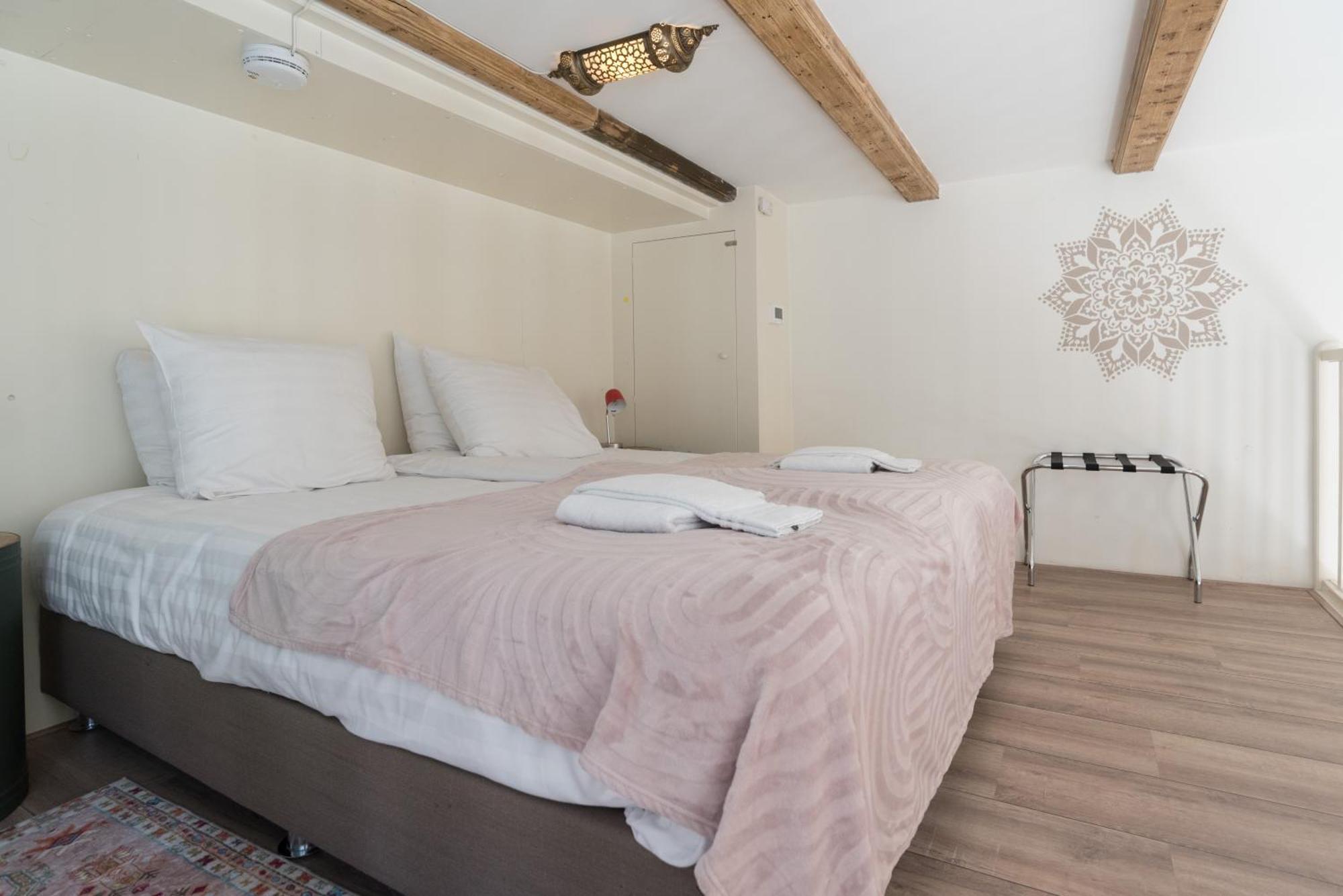 1001 Nights Boutique Lofts Ξενοδοχείο Χάαρλεμ Εξωτερικό φωτογραφία